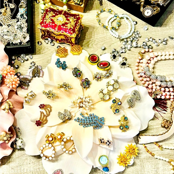 Jewelry - MY 1ST JEWELRY SHOW!!!! PLEASE LIKE TO BE NOTIFIED OF MY LIVE SHOW!!!